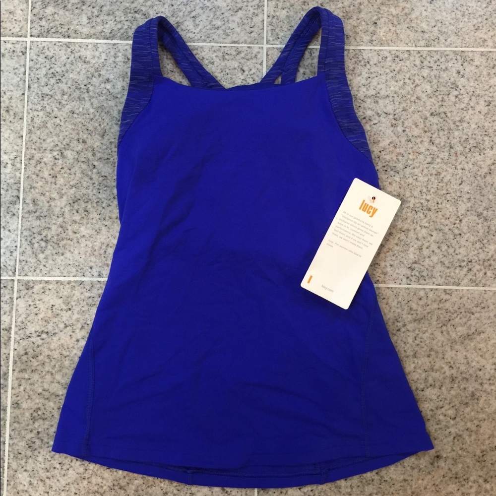 Brand new Lucy workout top